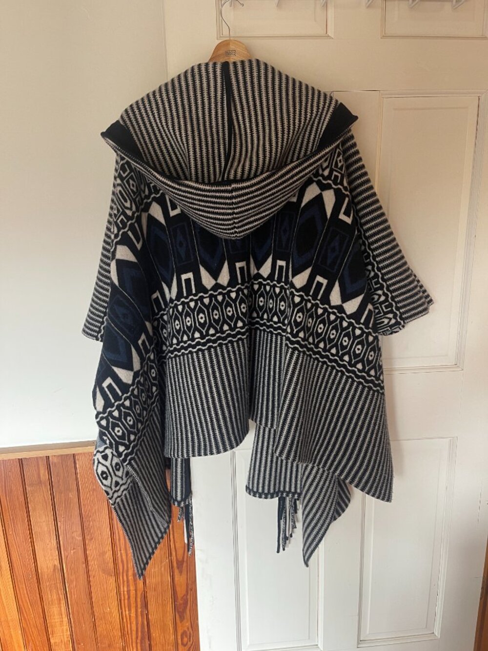Chloe Intarsia Hooded Cape Poncho, S - Picture 6 of 7